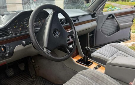 Mercedes-Benz W124, 1989 год, 400 000 рублей, 12 фотография