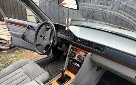 Mercedes-Benz W124, 1989 год, 400 000 рублей, 17 фотография