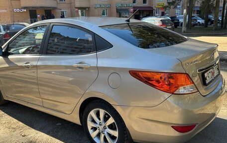 Hyundai Solaris II рестайлинг, 2012 год, 750 000 рублей, 7 фотография