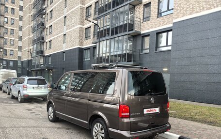 Volkswagen Multivan T5, 2011 год, 2 600 000 рублей, 4 фотография