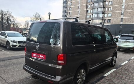 Volkswagen Multivan T5, 2011 год, 2 600 000 рублей, 5 фотография