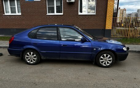 Toyota Corolla, 2001 год, 280 000 рублей, 3 фотография