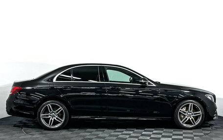 Mercedes-Benz E-Класс, 2017 год, 3 960 000 рублей, 4 фотография