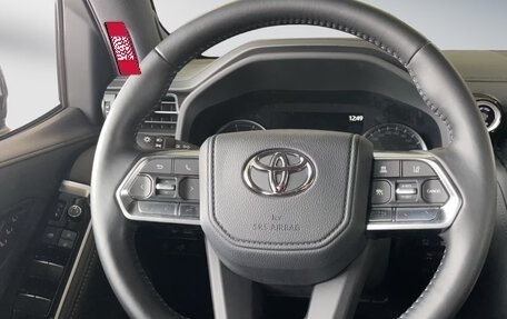 Toyota Land Cruiser, 2022 год, 11 000 000 рублей, 9 фотография