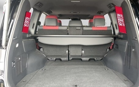 Toyota Land Cruiser, 2022 год, 11 000 000 рублей, 18 фотография