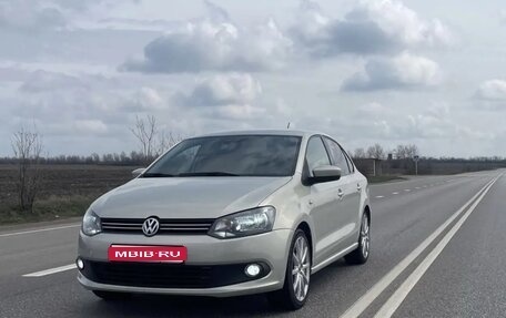 Volkswagen Polo VI (EU Market), 2014 год, 795 000 рублей, 1 фотография