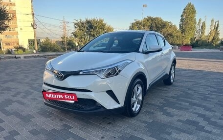Toyota C-HR I рестайлинг, 2019 год, 2 550 000 рублей, 2 фотография