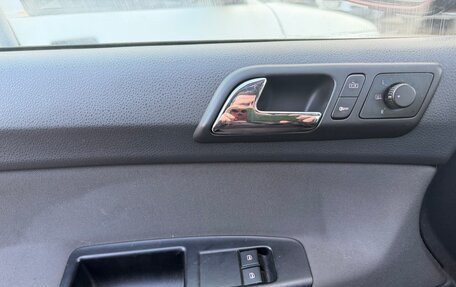 Volkswagen Polo IV рестайлинг, 2007 год, 750 000 рублей, 13 фотография