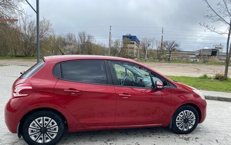 Peugeot 208 II, 2013 год, 650 000 рублей, 2 фотография