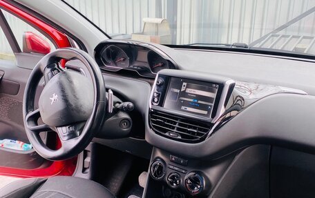 Peugeot 208 II, 2013 год, 650 000 рублей, 6 фотография