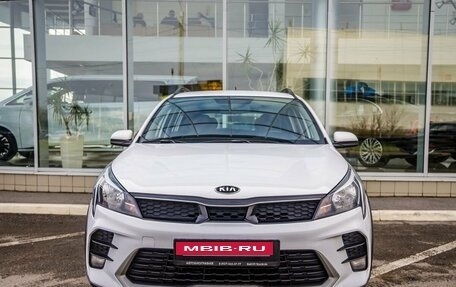 KIA Rio IV, 2021 год, 1 748 000 рублей, 2 фотография