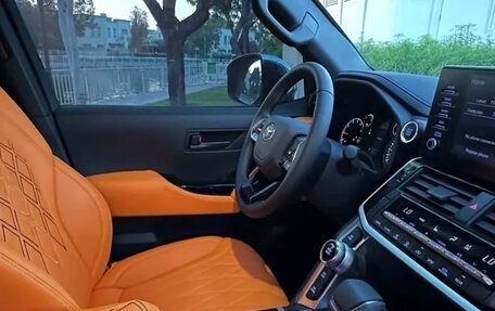 Toyota Land Cruiser, 2026 год, 12 990 000 рублей, 9 фотография