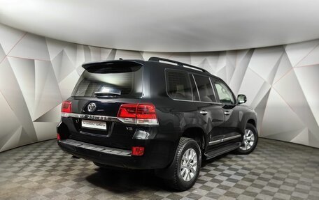 Toyota Land Cruiser 200, 2018 год, 6 493 000 рублей, 2 фотография