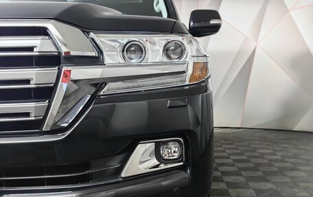 Toyota Land Cruiser 200, 2018 год, 6 493 000 рублей, 10 фотография