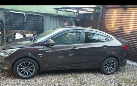 Hyundai Solaris II рестайлинг, 2016 год, 1 050 000 рублей, 6 фотография