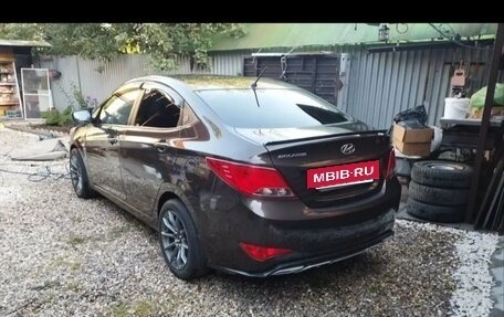 Hyundai Solaris II рестайлинг, 2016 год, 1 050 000 рублей, 7 фотография