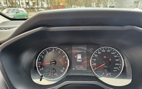 Toyota RAV4, 2020 год, 2 900 000 рублей, 10 фотография