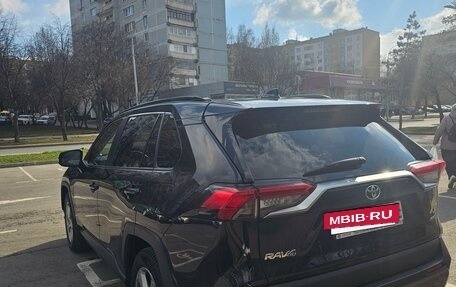 Toyota RAV4, 2020 год, 2 900 000 рублей, 5 фотография