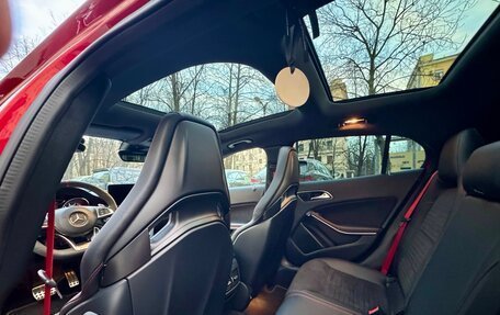 Mercedes-Benz GLA AMG, 2018 год, 3 650 000 рублей, 15 фотография