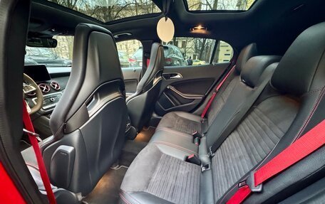 Mercedes-Benz GLA AMG, 2018 год, 3 650 000 рублей, 14 фотография