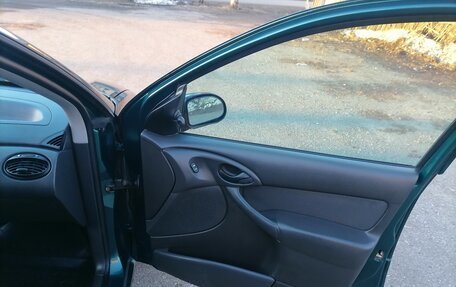 Ford Focus IV, 2001 год, 600 000 рублей, 13 фотография