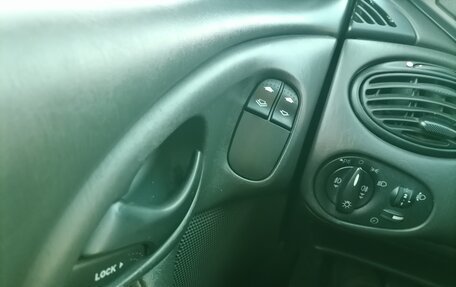 Ford Focus IV, 2001 год, 600 000 рублей, 19 фотография