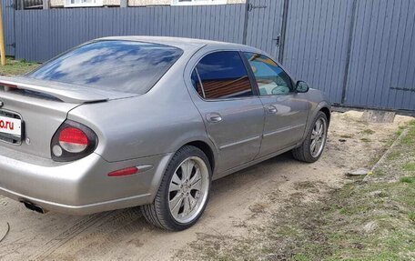 Nissan Maxima VIII, 2000 год, 300 000 рублей, 4 фотография