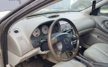 Nissan Maxima VIII, 2000 год, 300 000 рублей, 6 фотография