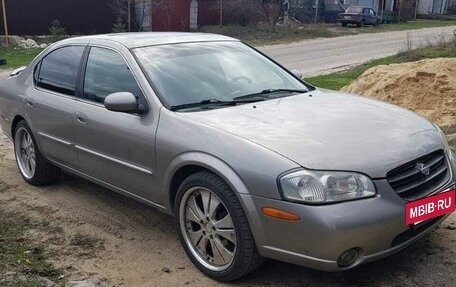 Nissan Maxima VIII, 2000 год, 300 000 рублей, 2 фотография