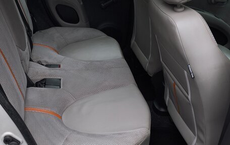 Nissan Micra III, 2007 год, 700 000 рублей, 8 фотография