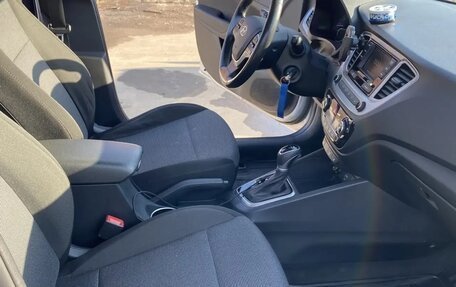 Hyundai Solaris II рестайлинг, 2019 год, 1 050 000 рублей, 6 фотография