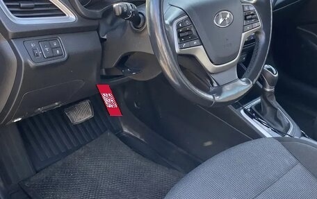 Hyundai Solaris II рестайлинг, 2019 год, 1 050 000 рублей, 11 фотография