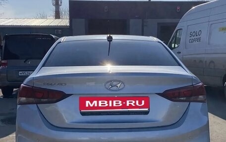 Hyundai Solaris II рестайлинг, 2019 год, 1 050 000 рублей, 2 фотография