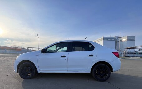 Renault Logan II, 2018 год, 470 000 рублей, 2 фотография