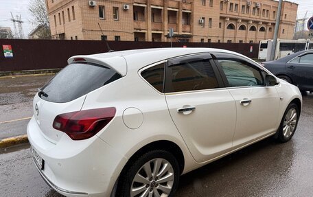 Opel Astra J, 2013 год, 870 000 рублей, 5 фотография
