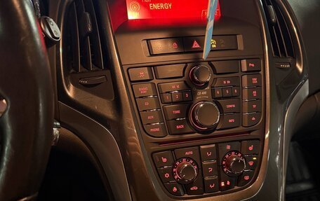 Opel Astra J, 2013 год, 870 000 рублей, 10 фотография