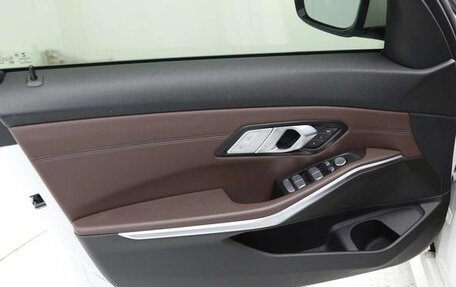 BMW 3 серия, 2021 год, 2 950 000 рублей, 17 фотография