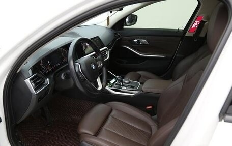 BMW 3 серия, 2021 год, 2 950 000 рублей, 12 фотография