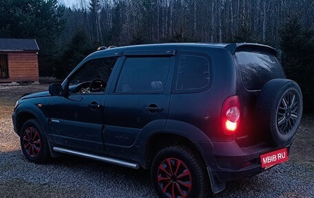 Chevrolet Niva I рестайлинг, 2009 год, 333 000 рублей, 4 фотография