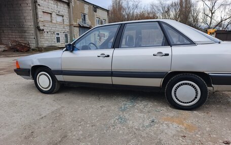 Audi 100, 1982 год, 200 000 рублей, 4 фотография