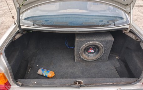 Audi 100, 1982 год, 200 000 рублей, 19 фотография