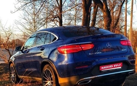 Mercedes-Benz GLC Coupe, 2018 год, 3 300 000 рублей, 5 фотография