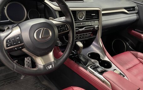 Lexus RX IV рестайлинг, 2019 год, 4 950 000 рублей, 5 фотография