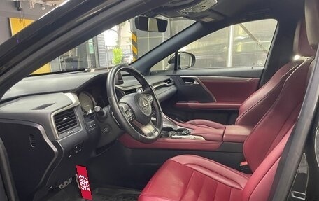 Lexus RX IV рестайлинг, 2019 год, 4 950 000 рублей, 6 фотография