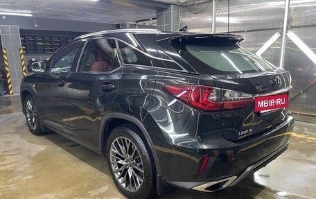 Lexus RX IV рестайлинг, 2019 год, 4 950 000 рублей, 3 фотография