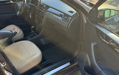 Skoda Rapid I, 2018 год, 1 280 000 рублей, 18 фотография