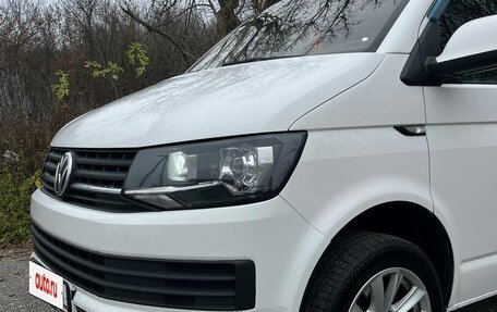 Volkswagen Caravelle T6 рестайлинг, 2015 год, 2 399 999 рублей, 18 фотография