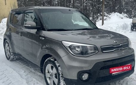 KIA Soul II рестайлинг, 2016 год, 1 500 000 рублей, 8 фотография
