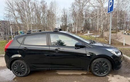 Hyundai Solaris II рестайлинг, 2014 год, 990 000 рублей, 4 фотография