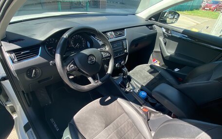 Skoda Octavia, 2016 год, 1 890 000 рублей, 9 фотография